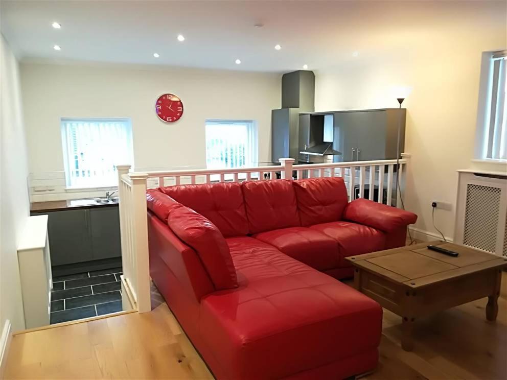 2 Bedroom Modern Apartment, Uplands, Swansea Kültér fotó